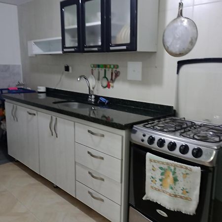 Apartamento Familiar Apartment บูการามังกา ภายนอก รูปภาพ